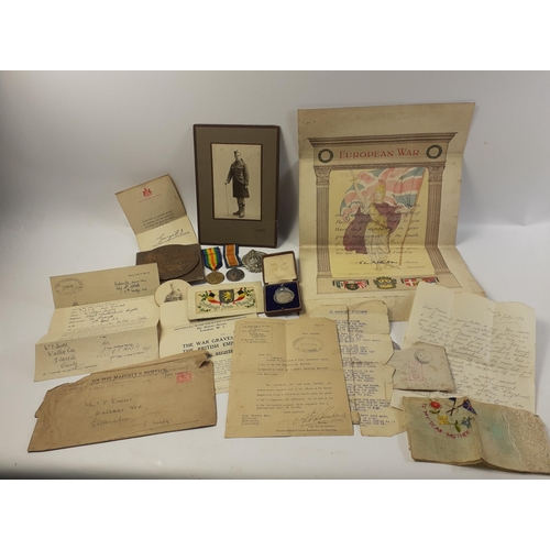 180 - A superb and poignant WW1 group of medals, death plaque and ephemera relating to a Scottish ARGYLL &... 