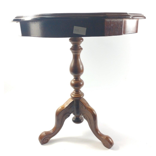 315 - A small inlaid side table on tripod supports - 2ft diameter#315