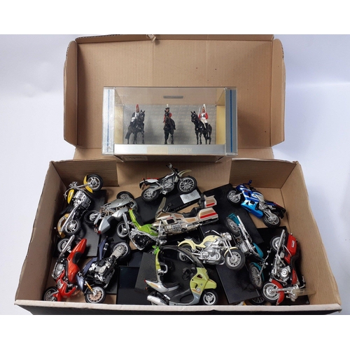 55 - A box of Maisto scale Motor Cycle models without cases, 12 nice models in total.  Also include a BRI... 