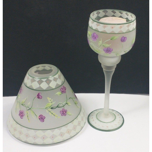 98 - A YANKEE CANDLE votive candle holder with opaque glass and a delicate pattern of flowers and stems#9... 