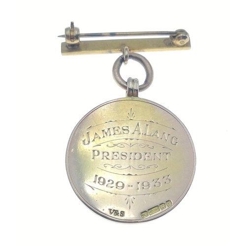 15 - SCOTTISH JUNIOR FOOTBALL ASSOCIATION 1933 - a beautiful 14ct hallmarked gold medal presented to JAME... 