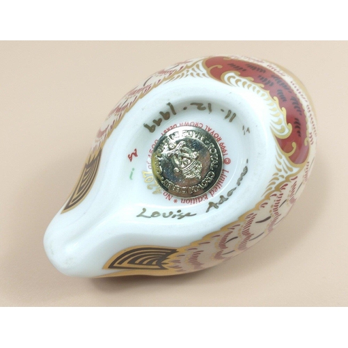 255 - A ROYAL CROWN DERBY limited edition (4207/4500) partridge paperweight from 1999 with gold stopper, s... 