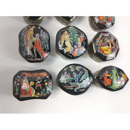 289 - A complete set of twelve 1988 FRANKLIN MINT Russian ballet ceramic music boxes to include: Scheheraz... 