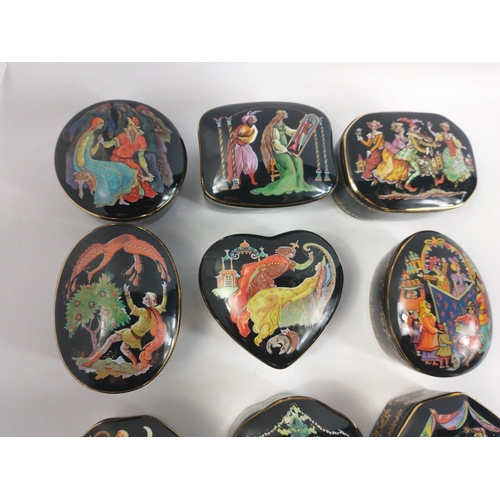 289 - A complete set of twelve 1988 FRANKLIN MINT Russian ballet ceramic music boxes to include: Scheheraz... 