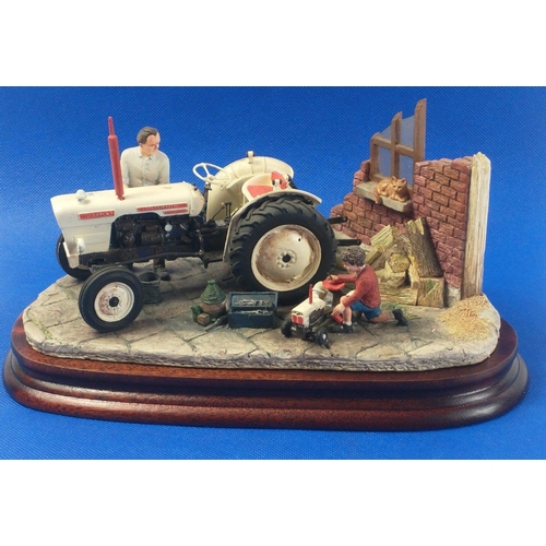 297 - BORDER FINE ARTS Like Father like Son No B0859
model No. B0859 by Ray Ayres still in original box an... 