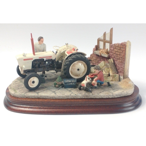 297 - BORDER FINE ARTS Like Father like Son No B0859
model No. B0859 by Ray Ayres still in original box an... 