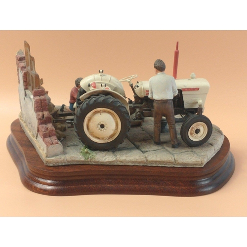 297 - BORDER FINE ARTS Like Father like Son No B0859
model No. B0859 by Ray Ayres still in original box an... 