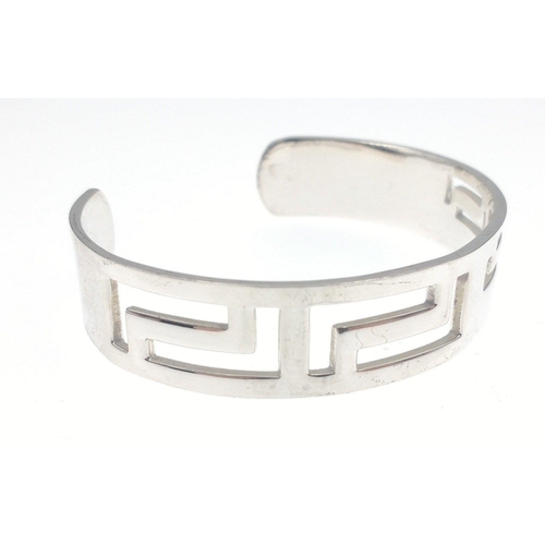 64 - GUCCI 925 solid silver Single Bangle with key design. A beautiful, classy, upmarket item, Gucci 925 ... 