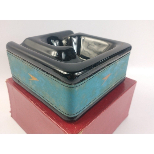 361 - A boxed BOAC desk pipe holder and a boxed BOAC cigarette box in BOAC blue leather, wooden interior a... 