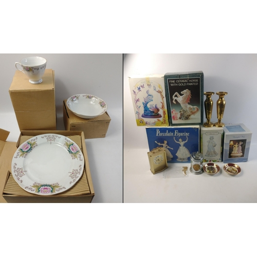 371 - A mixed box to include a 20 piece teaset, a Leonardo Nature Studies squirrels, a pair of ceramic bal... 