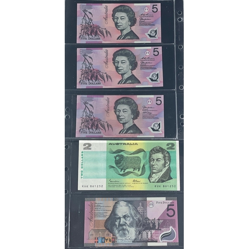 151 - AUSTRALIA Banknotes of interest to include three QEII x UNC $5, one Parkes UNC $5 and one UNC Two Do... 