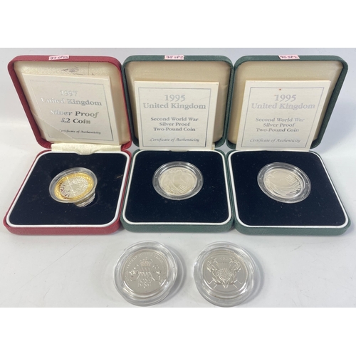 240 - A collection of Royal Mint Silver Proof coins to include 1995 Second World War x2,  1997 UK Silver P... 