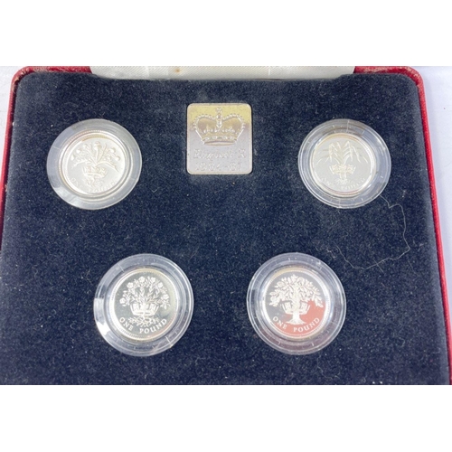 289 - ROYAL MINT 1987 - 1987 UNITED KINGDOM SIlver Proof Collection of four One Pound Coins in poor case. ... 