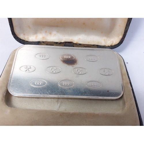 315 - 1977 Scandinavian Bank100g .999 silver ingot in presentation case.  Heavily toned and box has staini... 