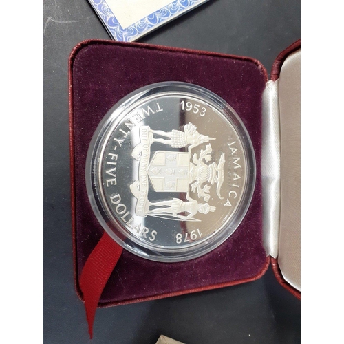 325 - 1978 JAMAICA 25 Dollars SILVER PROOF Ltd Ed. coin in presentation box with certificate.#326