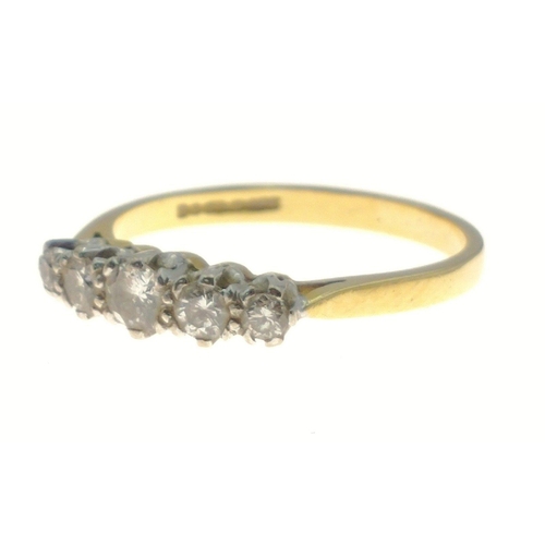 373 - A 750 hallmarked yellow gold 5 stone diamond ring size N, gross weight 2.60g#7