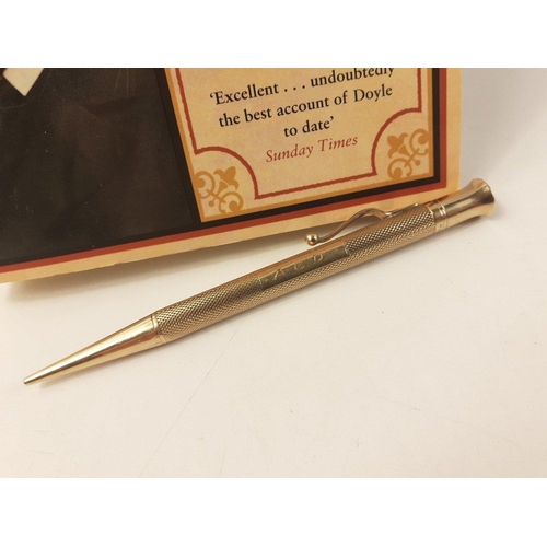 389 - A vintage propelling pencil reputed to have belonged to SIR ARTHUR CONAN DOYLE, hallmarked Birmingha... 