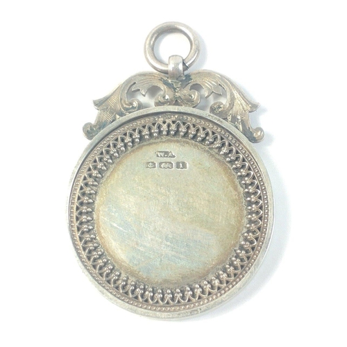 471 - A silver hallmarked, Birmingham 1908, medallion pendant with no inscription 3.4cm diameter, weight 1... 