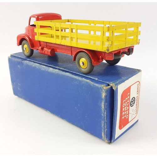 533 - DINKY SUPERTOYS No. 5312 Leyland Comet Lorry.  Red cab / Yellow Body version in original box.  Minor... 