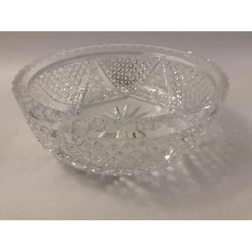 601 - A VINTAGE crystal fruit bowl 22 cm diameter#241