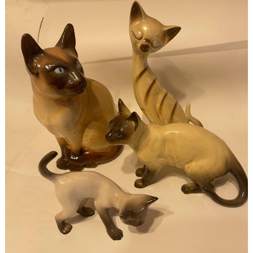 190 - A collection of ceramic SIAMESE cats mainly#193