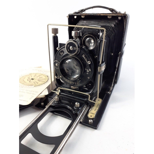 236 - Zeiss Ikon / ICA DRESDEN, Trona 212 folding camera in worn case.  Lens marked ICA AKT-G88 DONINAR 1:... 