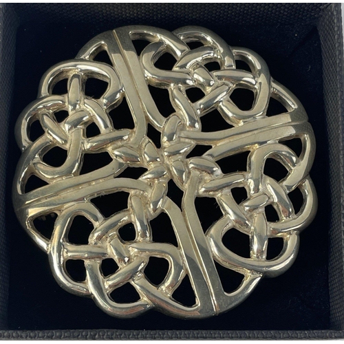 27 - A large silver Celtic design brooch, stamped 925, 5.5cm diameter, weight 27.5g approx#27