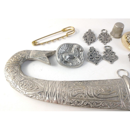 164 - An interesting bijouterie lot to include a middle eastern Jambiya style steel dagger in sheath and t... 