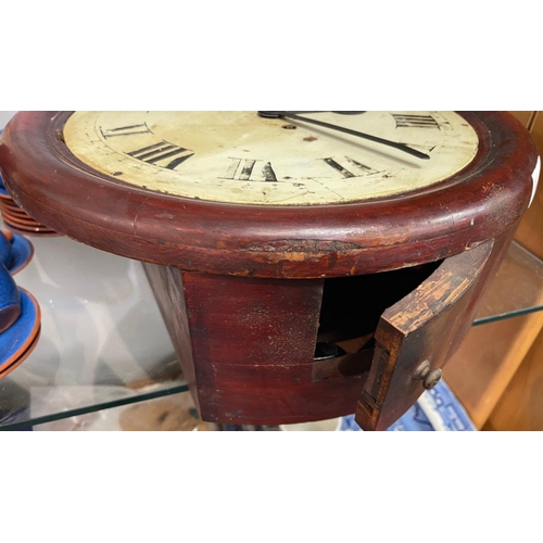 237 - FABULOUS PATINA!
An ANTIQUE VICTORIAN LATIMER & SONS of EDINBURGH CLOCKMAKERS Railway Station st... 