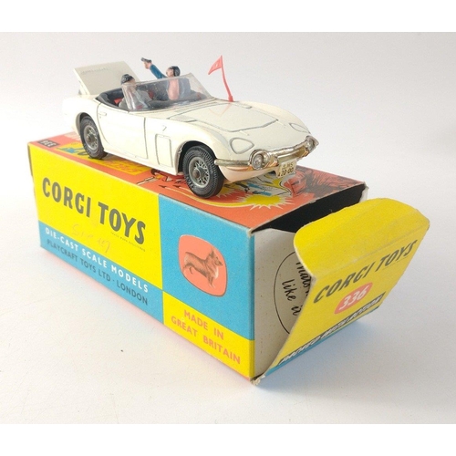 250 - Corgi Toys Diecast 336 JAMES BOND 007 TOYOTA 2000GT in original display box.  Missiles supplied in t... 