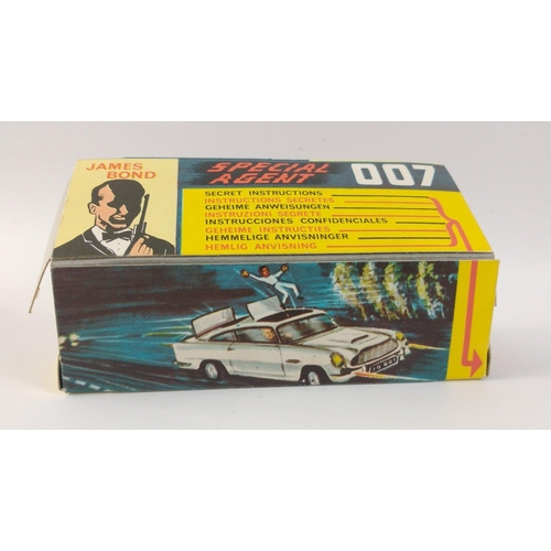 251 - Corgi Toys Diecast 261 JAMES BOND 007 ASTON MARTIN DB5 in original display box.  Complete with baddi... 