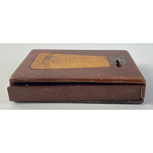 402 - UNUSUAL! A VINTAGE cased SNUFF guillotine -The case sliding part requires a wee bit TLC - 13cm x 9.5... 