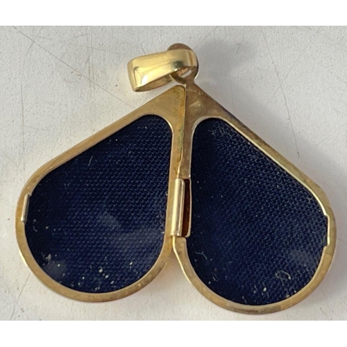 74 - A rather lovely small pear shaped locket marked 375 to suspension ring.  Total gross weight 1.35g#74... 