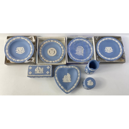 130 - WEDGWOOD dishes and trinket dish collection. Four trays boxed and all in good order.  A nice little ... 