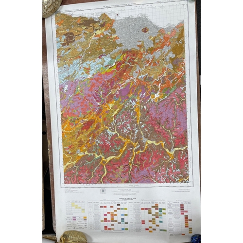 189 - ORDNANCE SURVEY OF GREAT BRITAIN SOIL SURVEY OF SCOTLAND SYSTEMIC SOIL SURVEY Peebles Sheet 24 and p... 