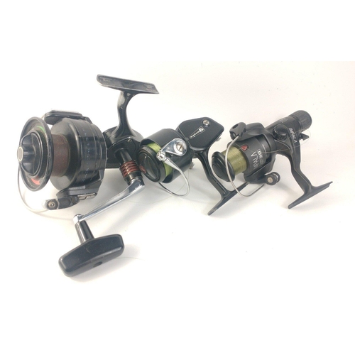 A DAM Quick 5001 Spinning reel and an Impala MP30 both in good working  order. Lot also includes a Mi
