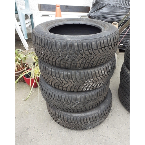 586 - KUMHO WINTERCRAFT WP51 185/65 R15 88T Winter tyre set.  Very little use.  Grab a bargain set and get... 