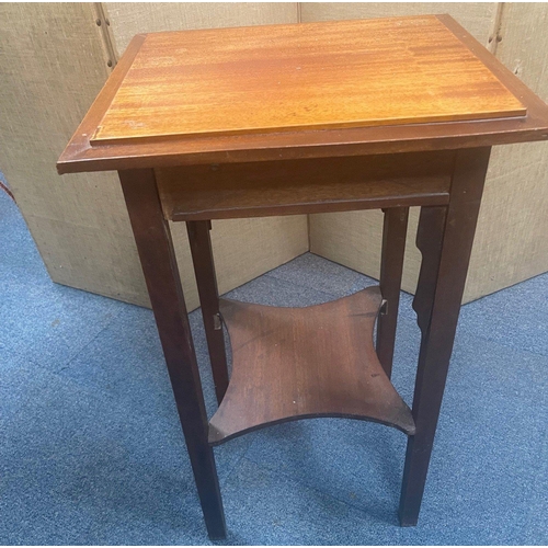 427 - A nice tall window flower/side table with lower shelf 29