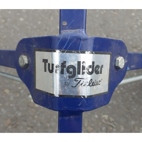 247 - A TITLEIST TURFGLIDER golf bag carrier. Approx. 86cm in folded position and 154cm extended length in... 