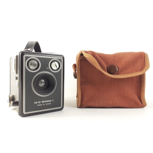 280 - A KODAK six-20  BOX BROWNIE C in original brown canvas carry case, nice condition#283