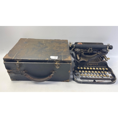 152 - A vintage CORONA portable typewriter, needs some TLC#28