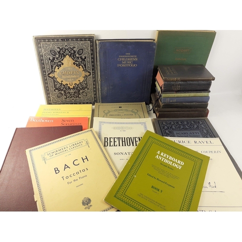 295 - For LOVERS of CLASSICAL MUSIC! A collection of books on music together with a selection of musical s... 