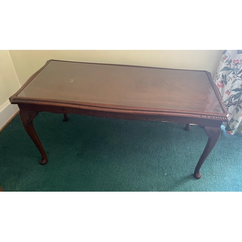373 - An ELEGANT coffee table with glass protective top - dimension 4ft long x 18