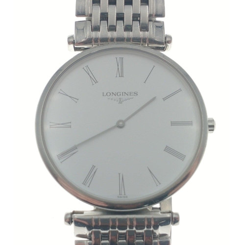 54 - LONGINES le Grand Classique de Longines watch. L47094 quartz in beautiful original case with spare l... 