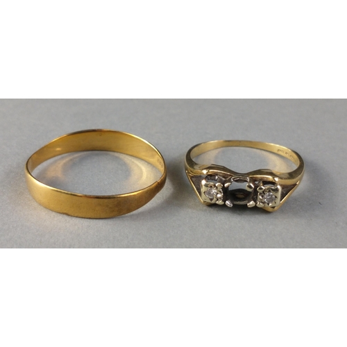 1 - Two 9ct scrap rings.  One bent wedding band and one with central stone missing.  Total gross weight ... 