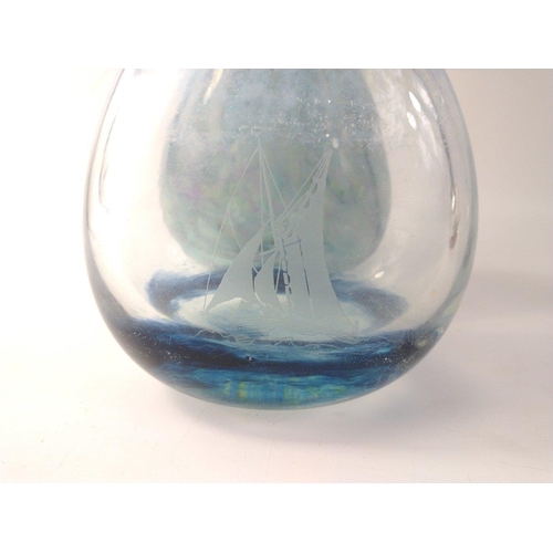 175 - A CAITHNESS glass vase from the Sea Scape range Dennis Mann Bawley Boat standing 13cm high, plus a S... 