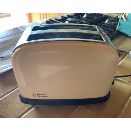 285 - A RUSSELL HOBBS two slice electric toaster with plug#295