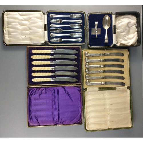 52 - Four boxed sets of silver hallmarked silver cutlery to include 6 pastry forks (Sheffield 1931, weigh... 