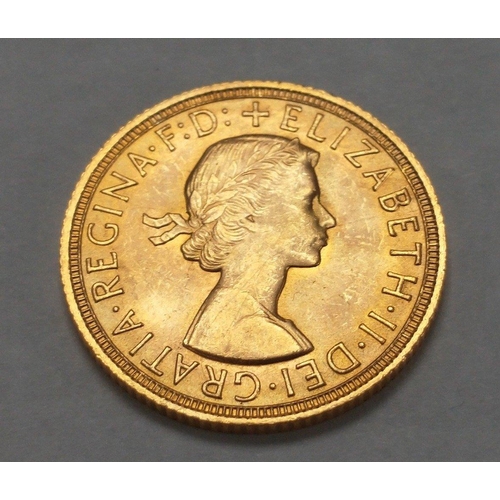 29 - A 1959 Elizabeth II full sovereign#41