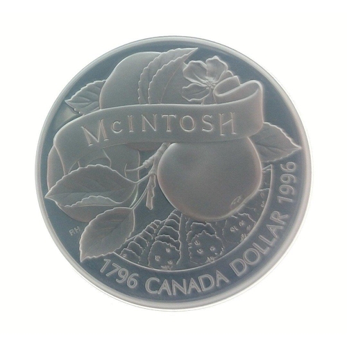 79 - A ROYAL CANADIAN MINT 1996 silver proof dollar celebrating the discovery of the Mackintosh apple, en... 